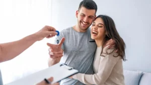 Young Professionals Choosing Studio Apartments in Dubai